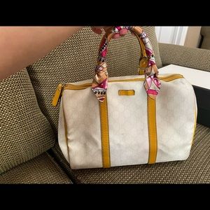 Gucci Boston Mustard Yellow Trim GG -Size 30 no strap!
